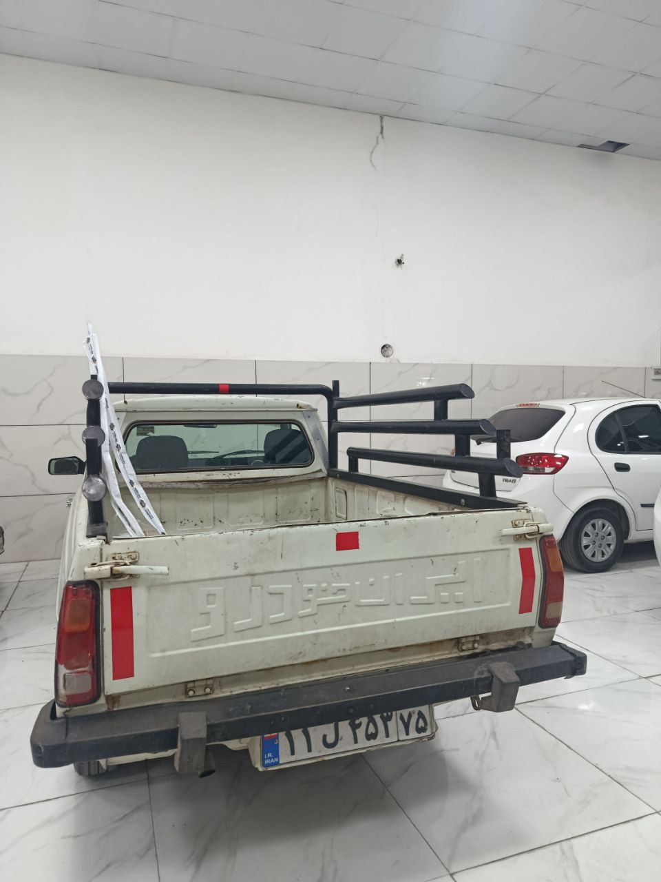 پیکان وانت با قیمتی استثنایی مدل 89 سفید