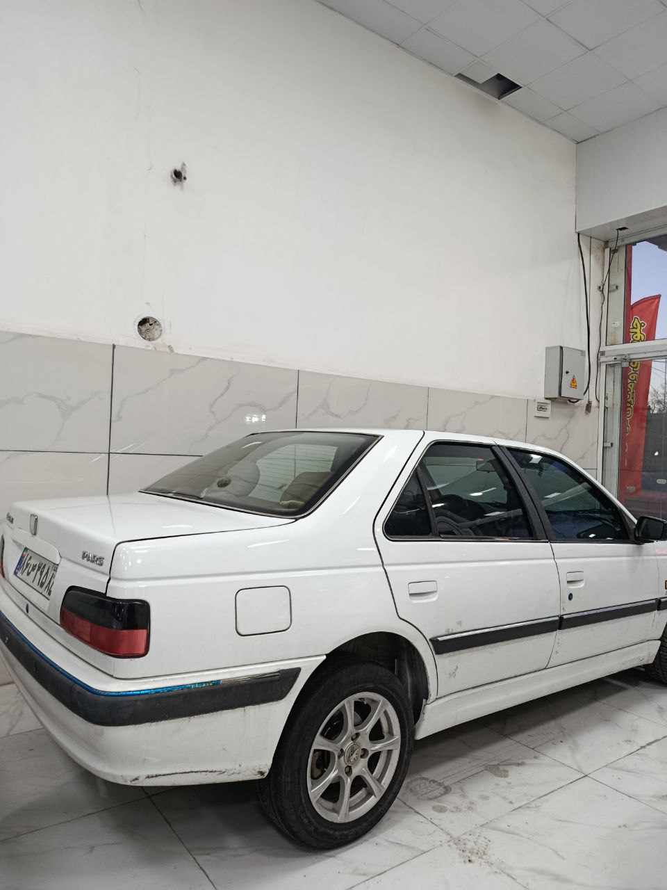 پارس TU5 سفید مدل 95 کم کارکرد